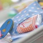 envelope de tecido com chocolate