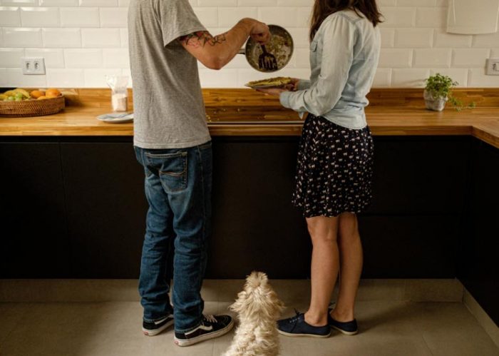 4 coisas que não te contam sobre morar junto