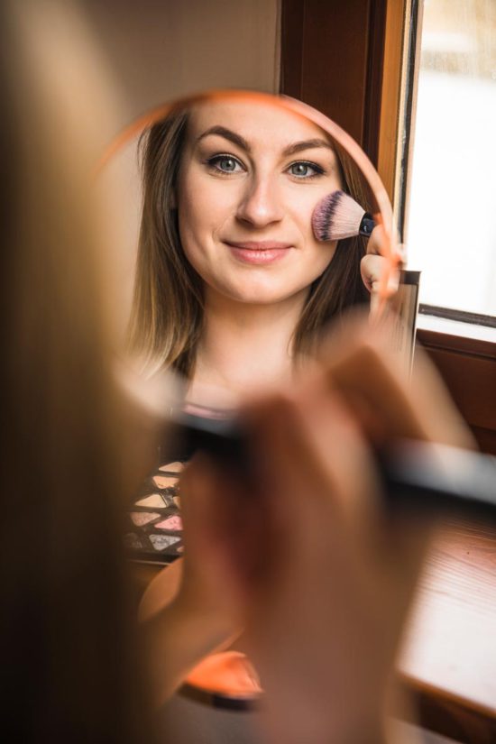 Automaquiagem: Especialista lista 7 erros comuns na hora de se maquiar