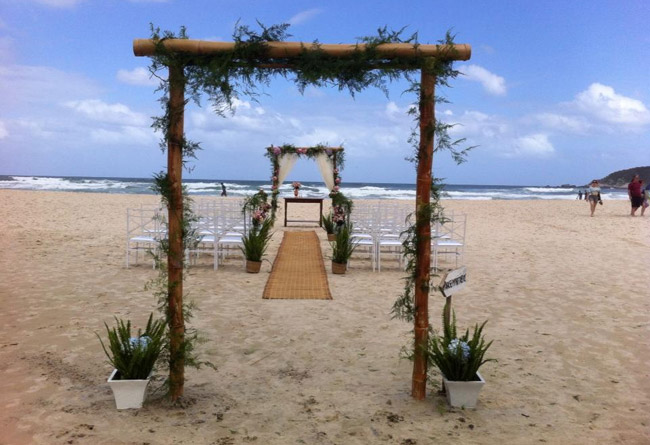 Casamento na praia do Rosa